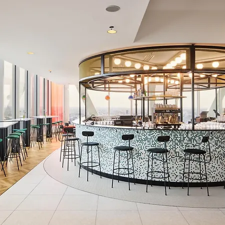 Hotel H4 Wyndham Paris Pleyel Saint-Denis (Seine-Saint-Denis)