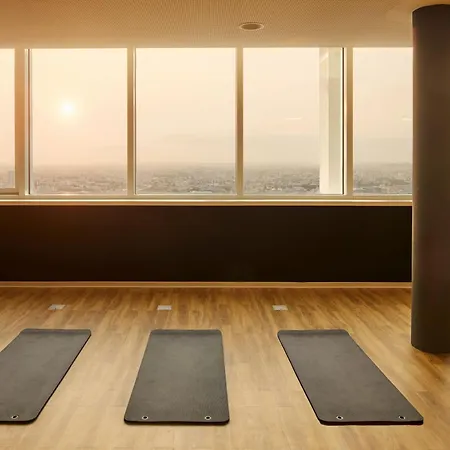 H4 Wyndham Paris Pleyel Hotel