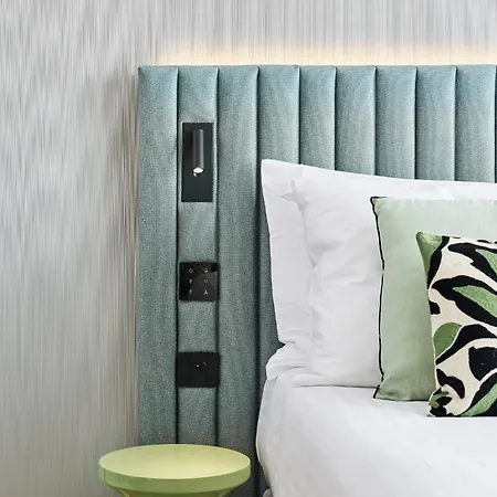 H4 Wyndham Paris Pleyel 4*