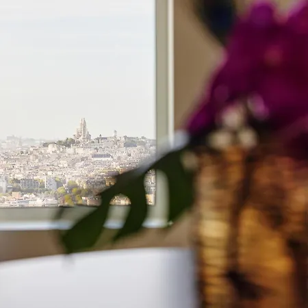 H4 Wyndham Paris Pleyel 4*