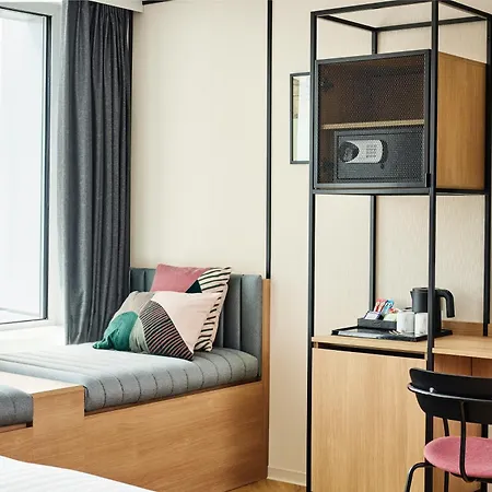 H4 Wyndham Paris Pleyel 4*