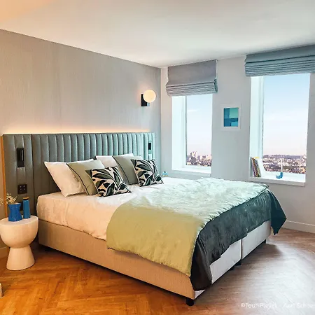 H4 Wyndham Paris Pleyel Saint-Denis-en-Margeride