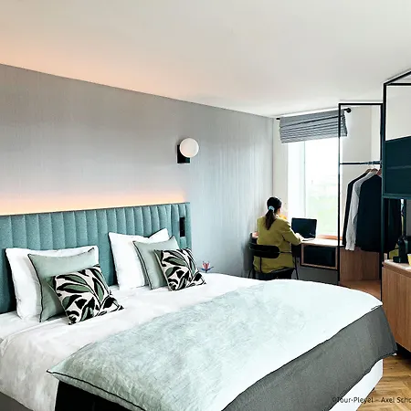 H4 Wyndham Paris Pleyel 4*