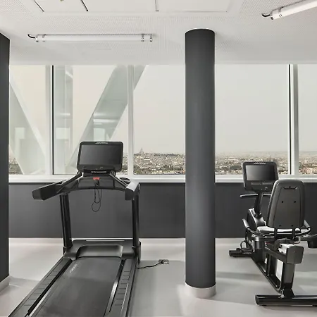H4 Wyndham Paris Pleyel Saint-Denis-en-Margeride