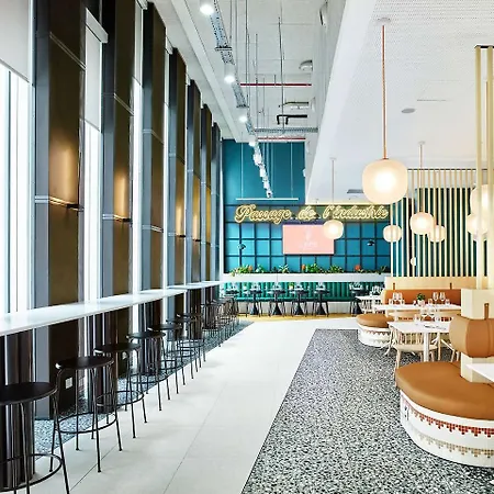 Hotel H4 Wyndham Paris Pleyel 4*