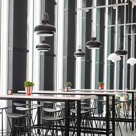 H4 Wyndham Paris Pleyel 4*