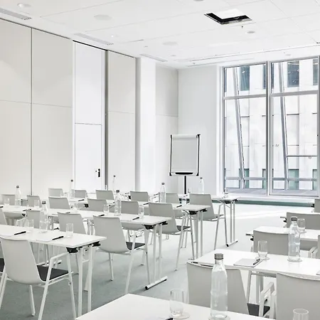 H4 Wyndham Paris Pleyel