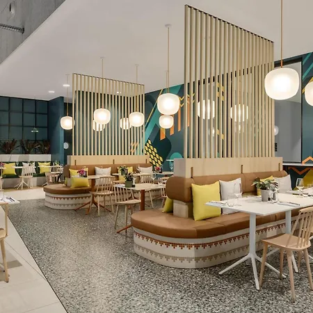 H4 Wyndham Paris Pleyel