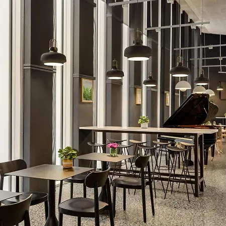 H4 Wyndham Paris Pleyel 4*