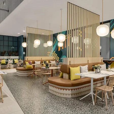 Hotel H4 Wyndham Paris Pleyel