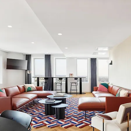 Hotel H4 Wyndham Paris Pleyel 4*