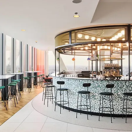 Hotel Wyndham Paris Pleyel 4*
