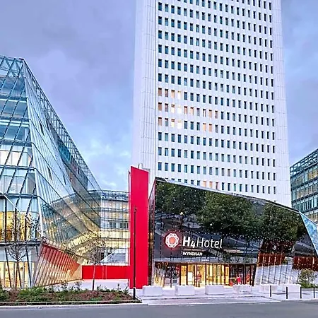 Wyndham Paris Pleyel Saint-Denis (Seine-Saint-Denis)