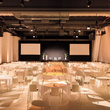 Wyndham Paris Pleyel 4*